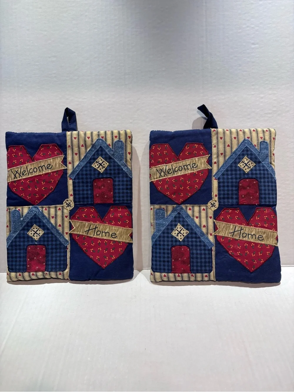 Welcome Home quilted potholder Americana